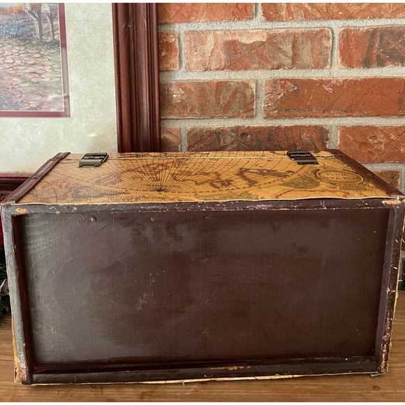 ❤️Rare Vintage 1974 World Map Treasure Trinket Large Heavy Box‼️FINAL SALE - Picture 8 of 9